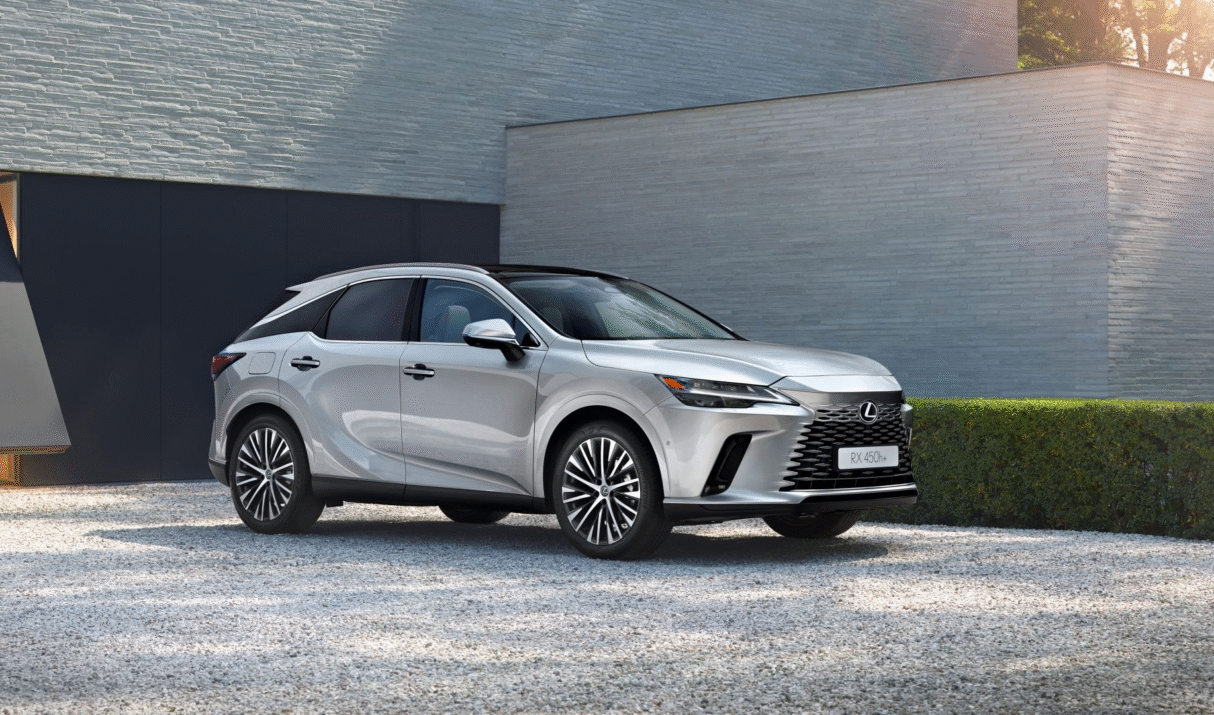 The Birth of Lexus RX Hybrid – A New Era in Luxury Crossovers (1/4)
